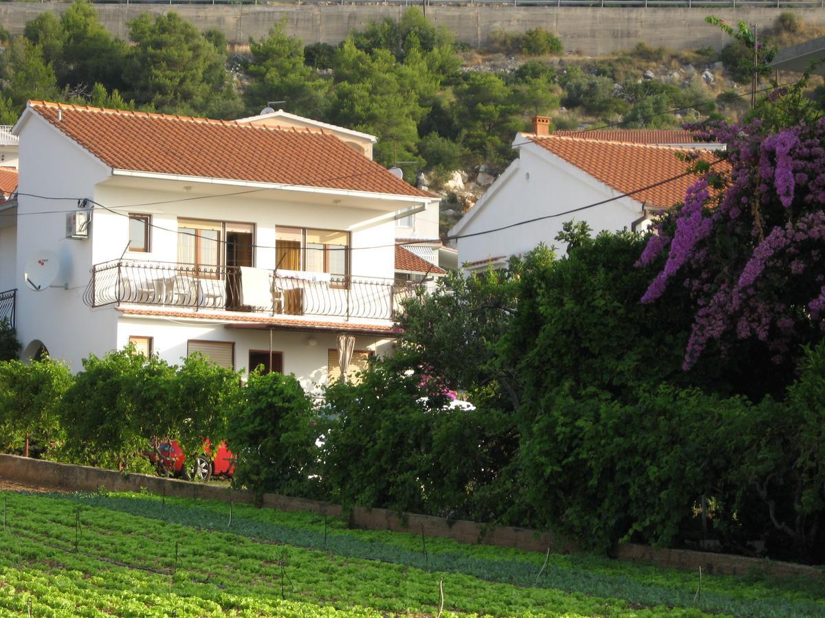 Apartments Stanko Trogir Exterior photo
